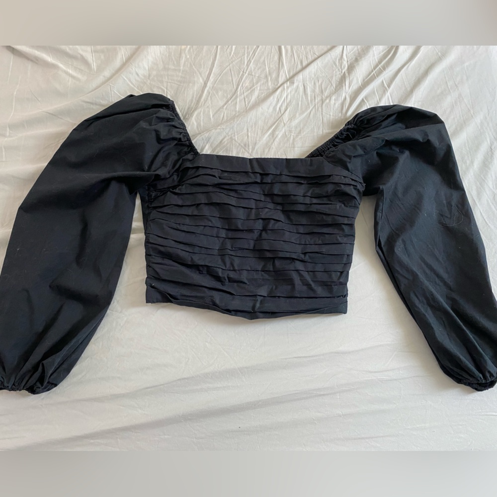 Abercrombie & Fitch Puff Sleeve Top